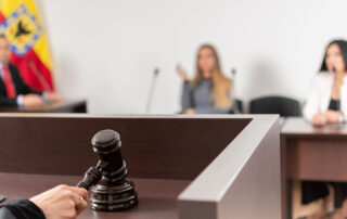 How Does Common Court Law Work in Practice?